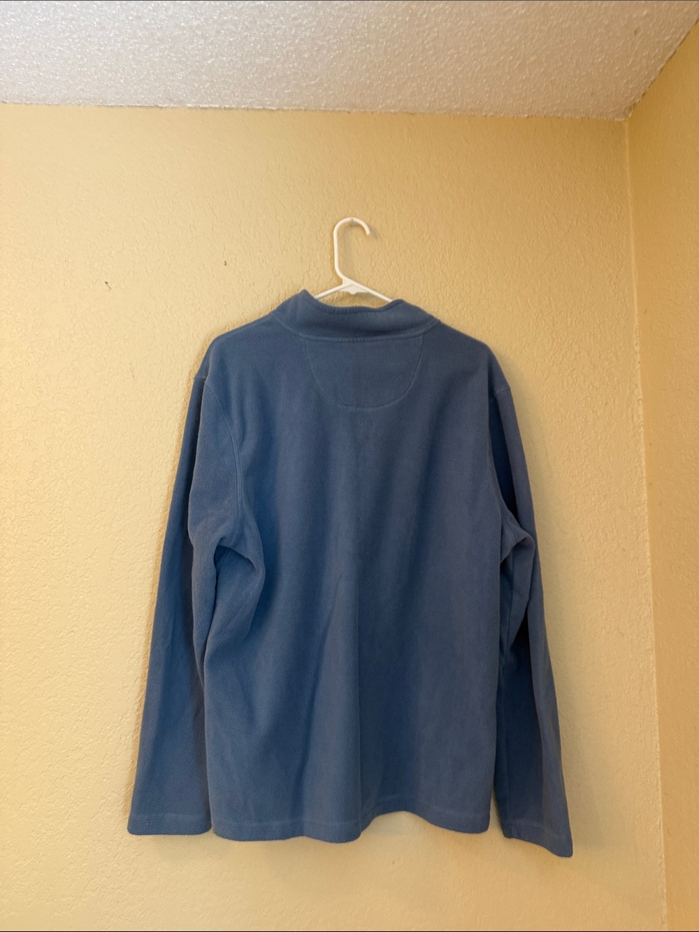 G.H. Bass & Co. Blue Quarter-Zip Fleece Pullover Size Large - Picture 2 of 3